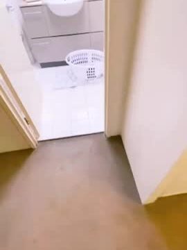 UtahJaz Got Stuck and She Needs Help